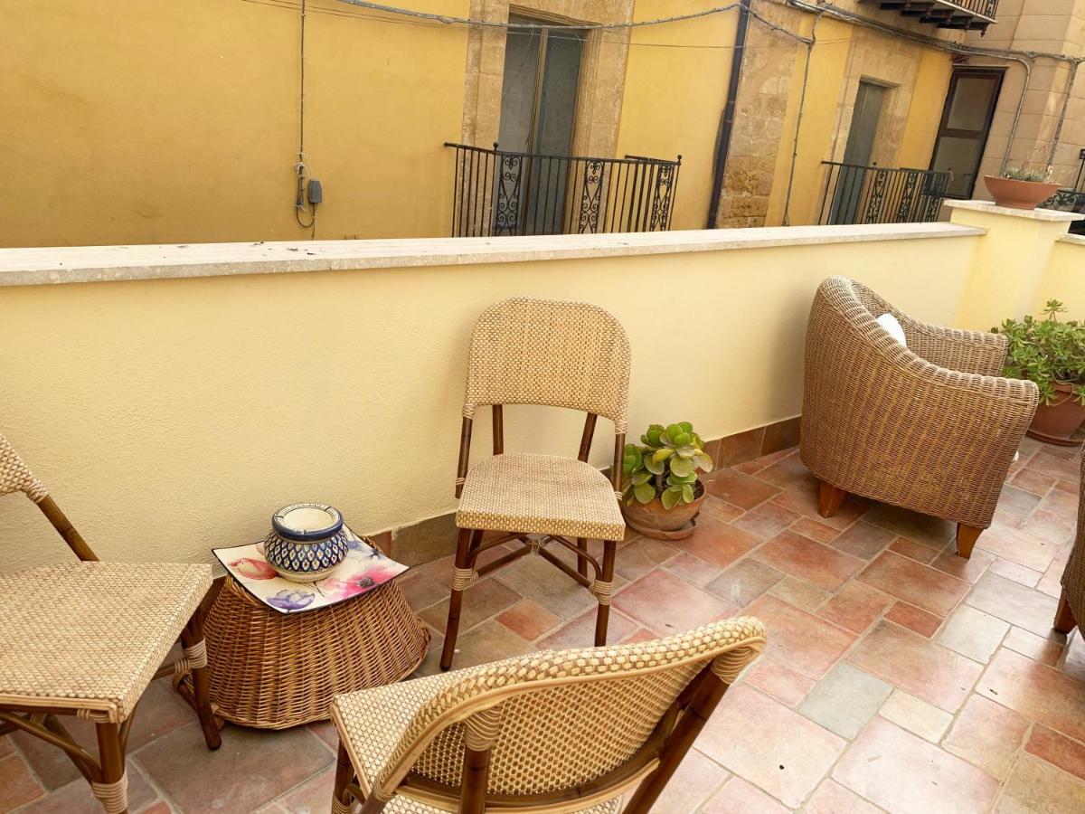 La Terrazza Sul Corso City Center Agrigento Exteriör bild